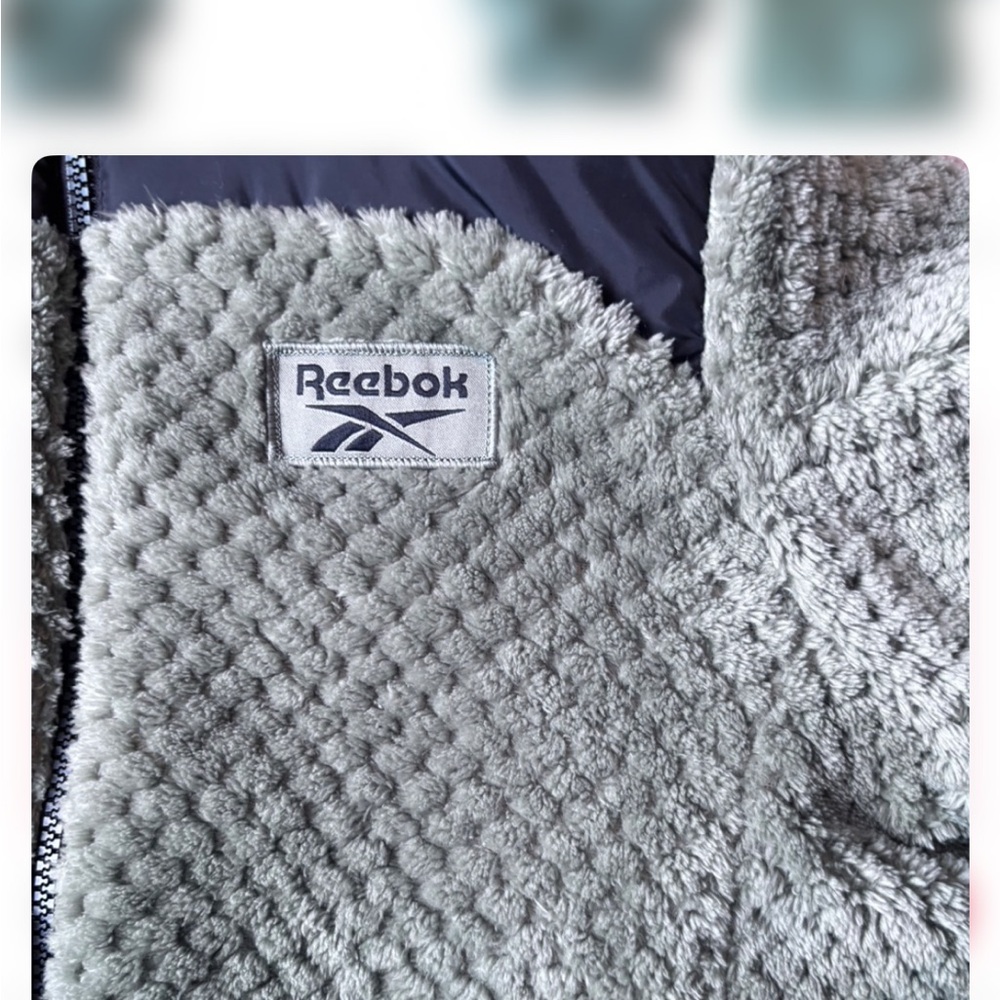 NWOT Reebok Reversible Jacket - image 6